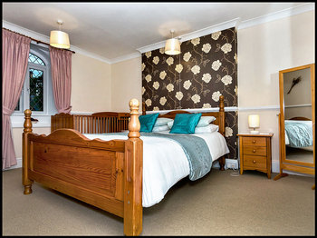 Bedroom 1 4/8